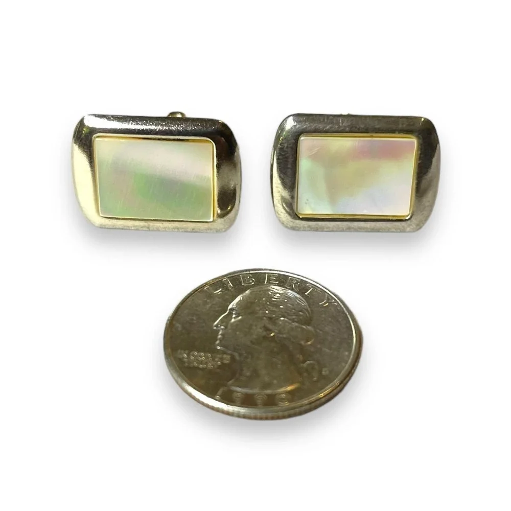 Vintage Mother of Pearl Gold Tone Cufflinks Men’s Classic Formal Dress Unsigned
